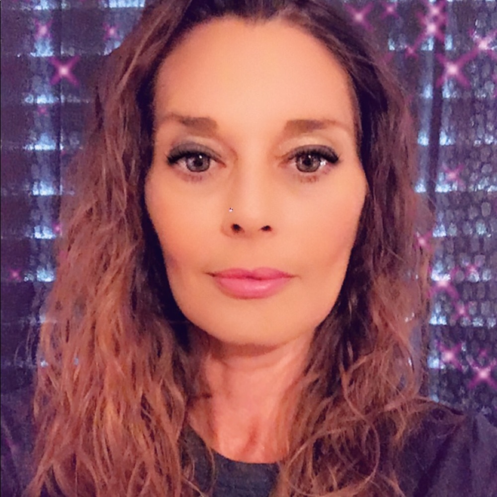 Meet your Posher, Cheryl